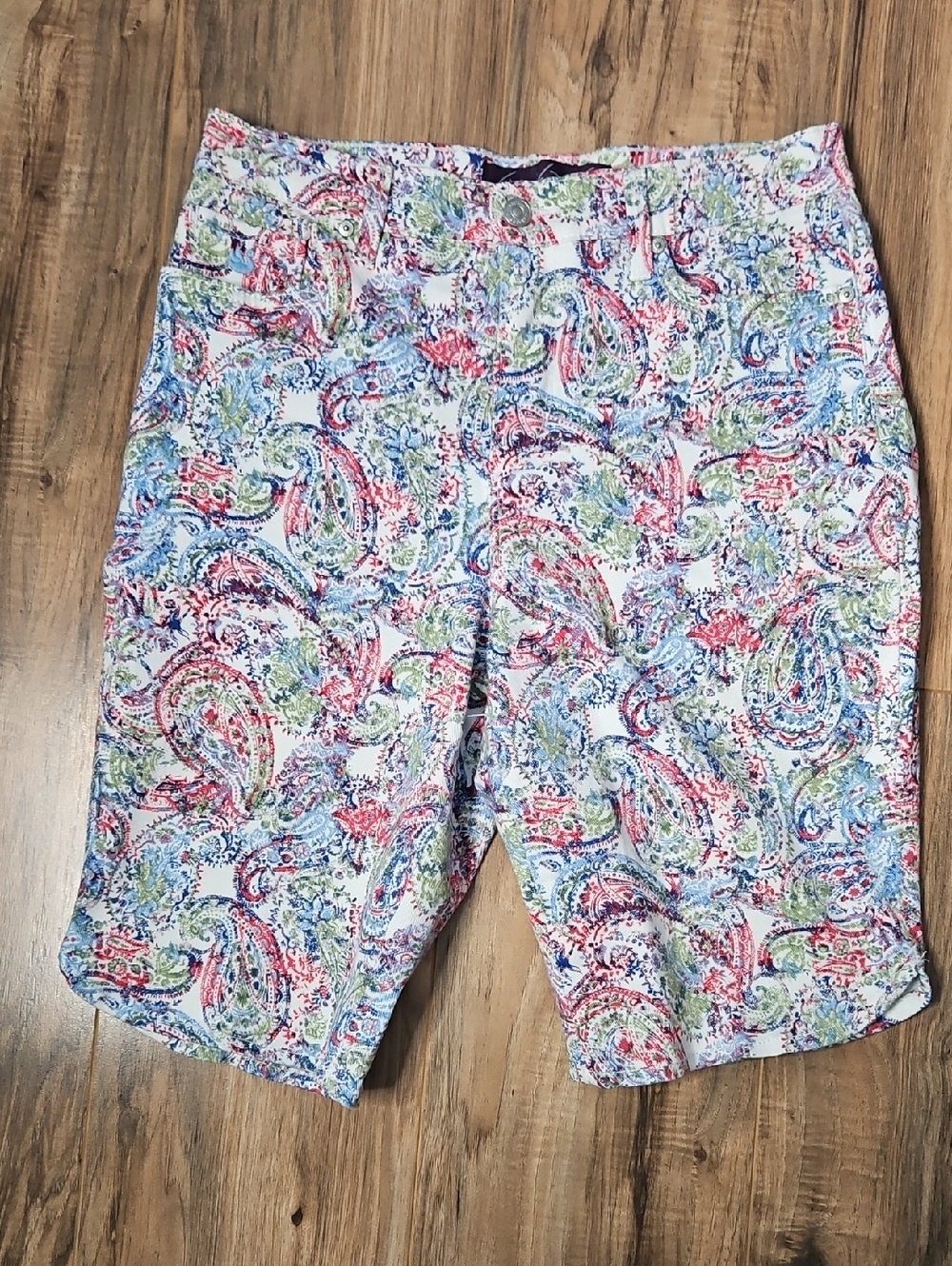 Gloria Vanderbilt Women's Multicolor Paisley Denim Shorts 8
